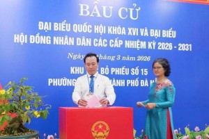 Đà Nẵng: Cử tri gửi gắm niềm tin qua lá phiếu bầu