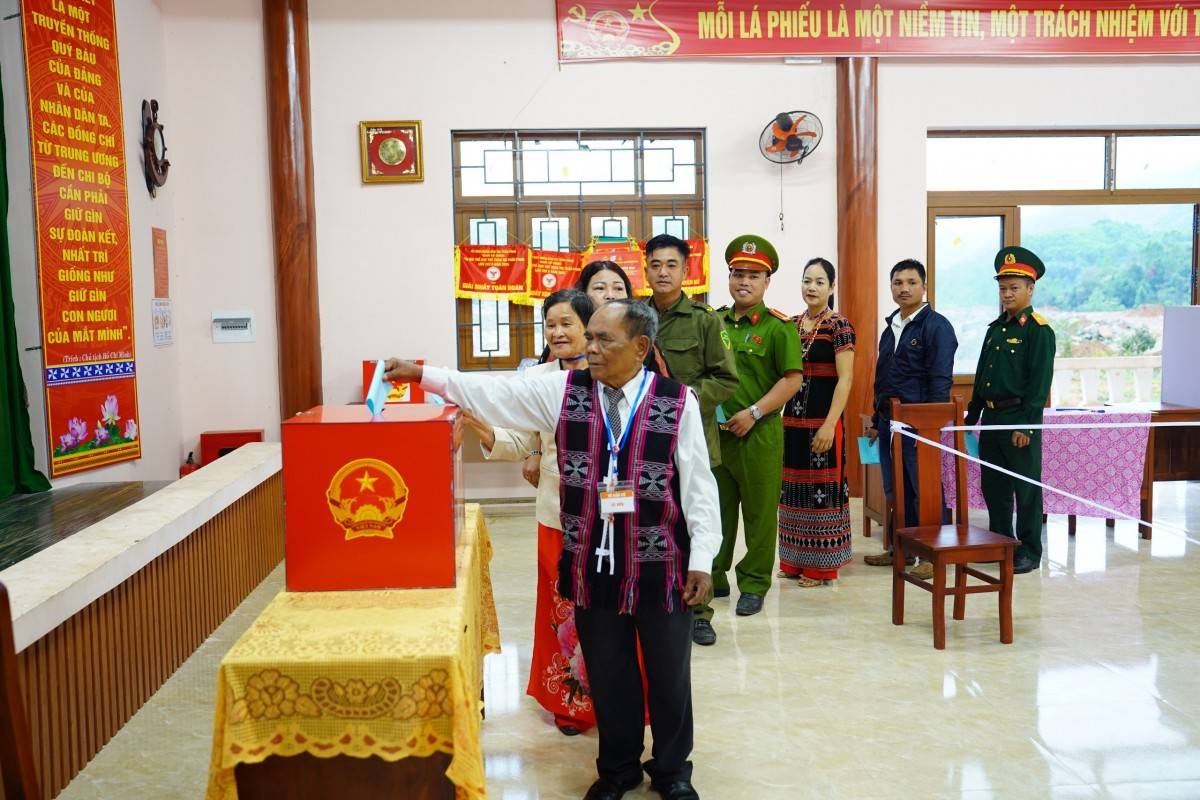 Hơn 2,13 triệu cử tri Đà Nẵng đi bỏ phiếu, kỳ vọng chọn đúng đại biểu cho nhiệm kỳ mới