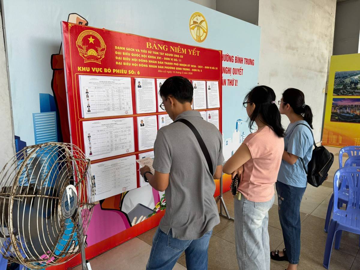 Gần 50% cử tri tại TP.HCM đã tham gia bầu cử sau hơn 4 giờ khai mạc