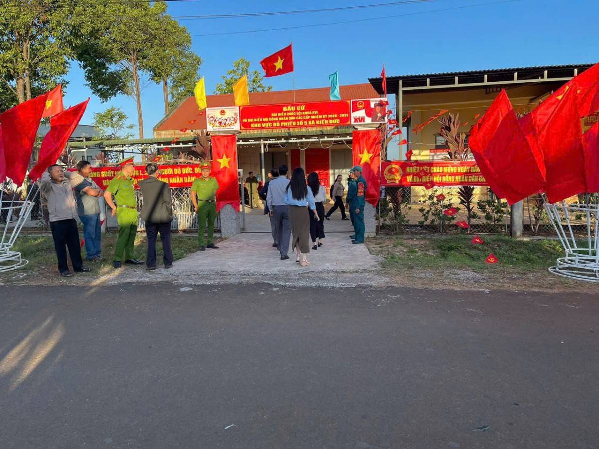 Lâm Đồng: Hơn 2,7 triệu cử tri nô nức thực hiện quyền công dân trong 