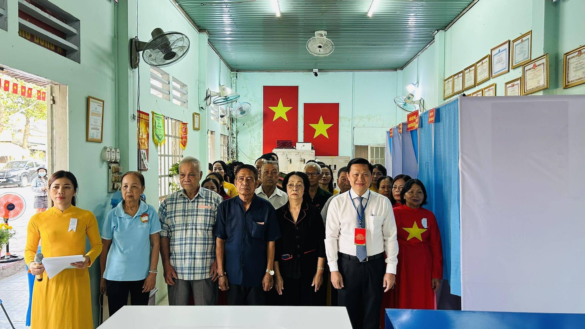 Phường Đông Hòa rộn ràng ngày hội non sông