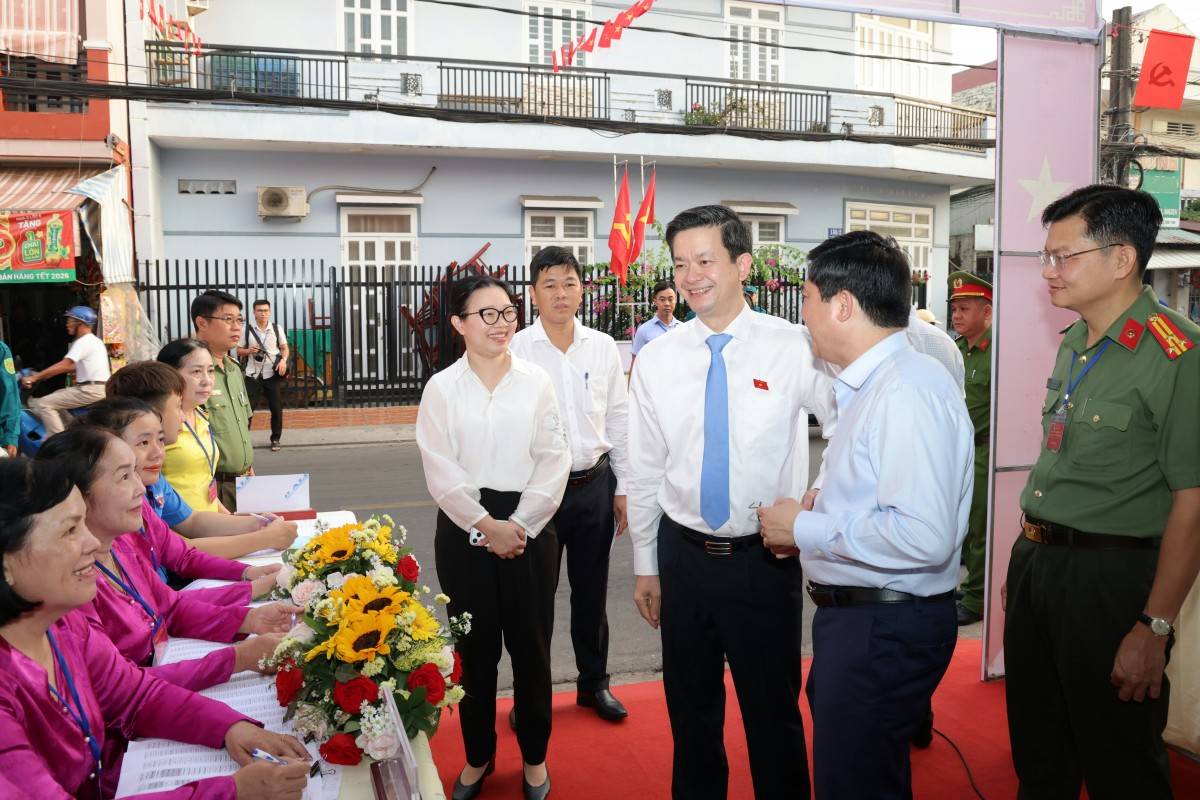 Cần Thơ: 58 xã, phường có tỷ lệ cử tri đi bầu cử đạt tỷ lệ 100%