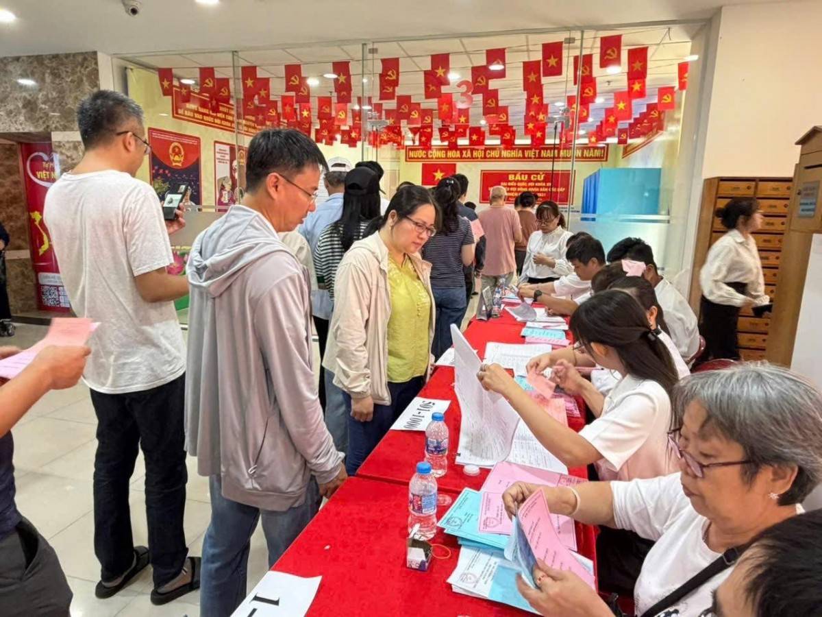 TP.HCM: 99% cử tri đã bỏ phiếu bầu cử đại biểu Quốc hội và HĐND các cấp