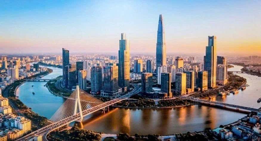 PGS.TS Nguyễn Hữu Huân: Trung tâm tài chính quốc tế mở khóa dòng vốn tăng trưởng mới