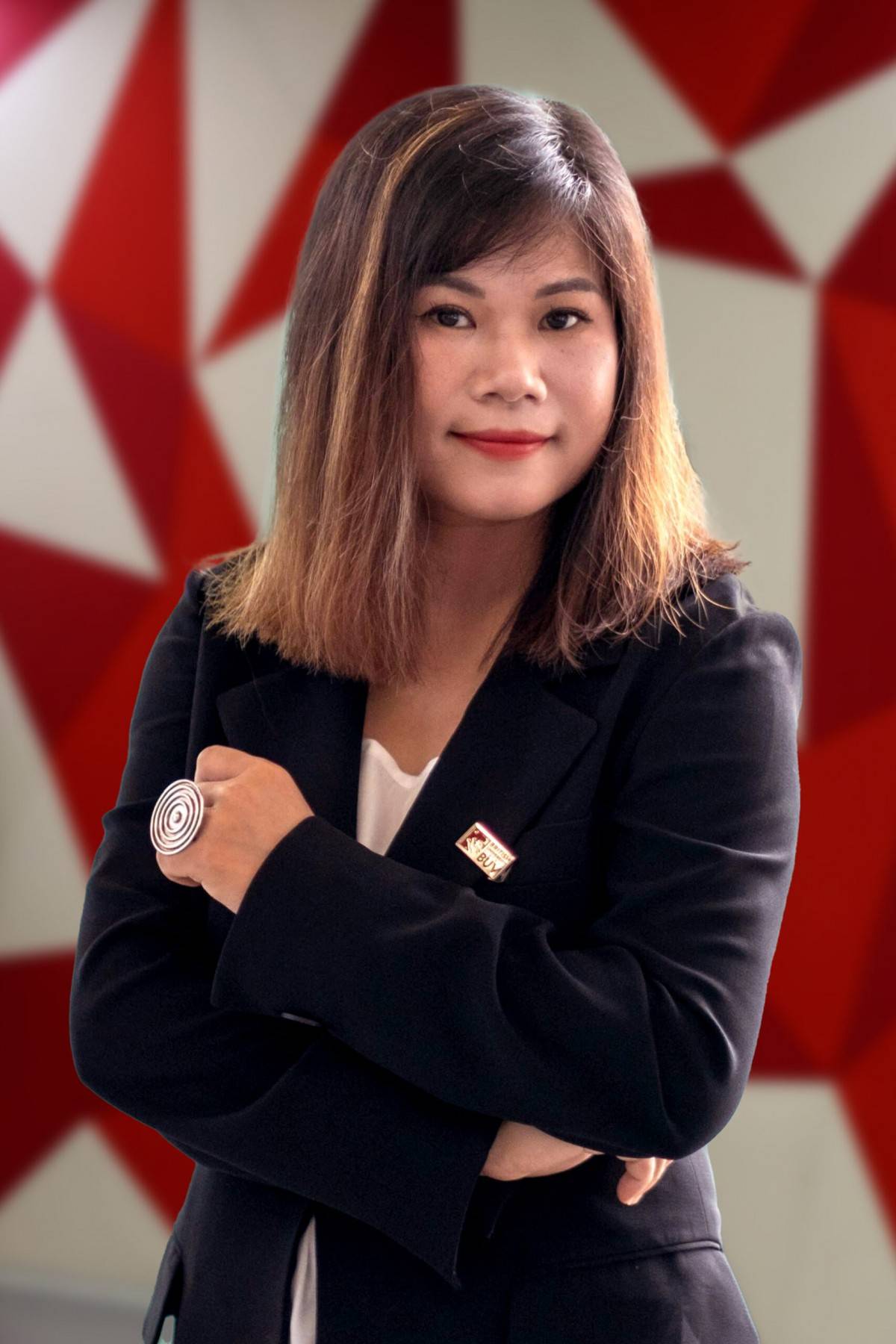 2.	Tiến sĩ Phạm Hải Chung, Trưởng chương trình Truyền thông chuyên nghiệp, Khoa Truyền thông & Sáng tạo, Trường Đại học Anh Quốc Việt Nam (BUV)  