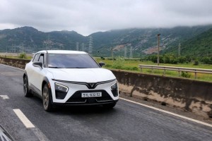 VinFast VF 7: Lựa chọn của người thích xe thể thao nhưng vẫn muốn chi phí dễ chịu