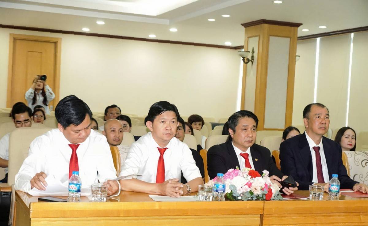  Quang cảnh Lễ ký kết. (Ảnh: Uyển Nhi)