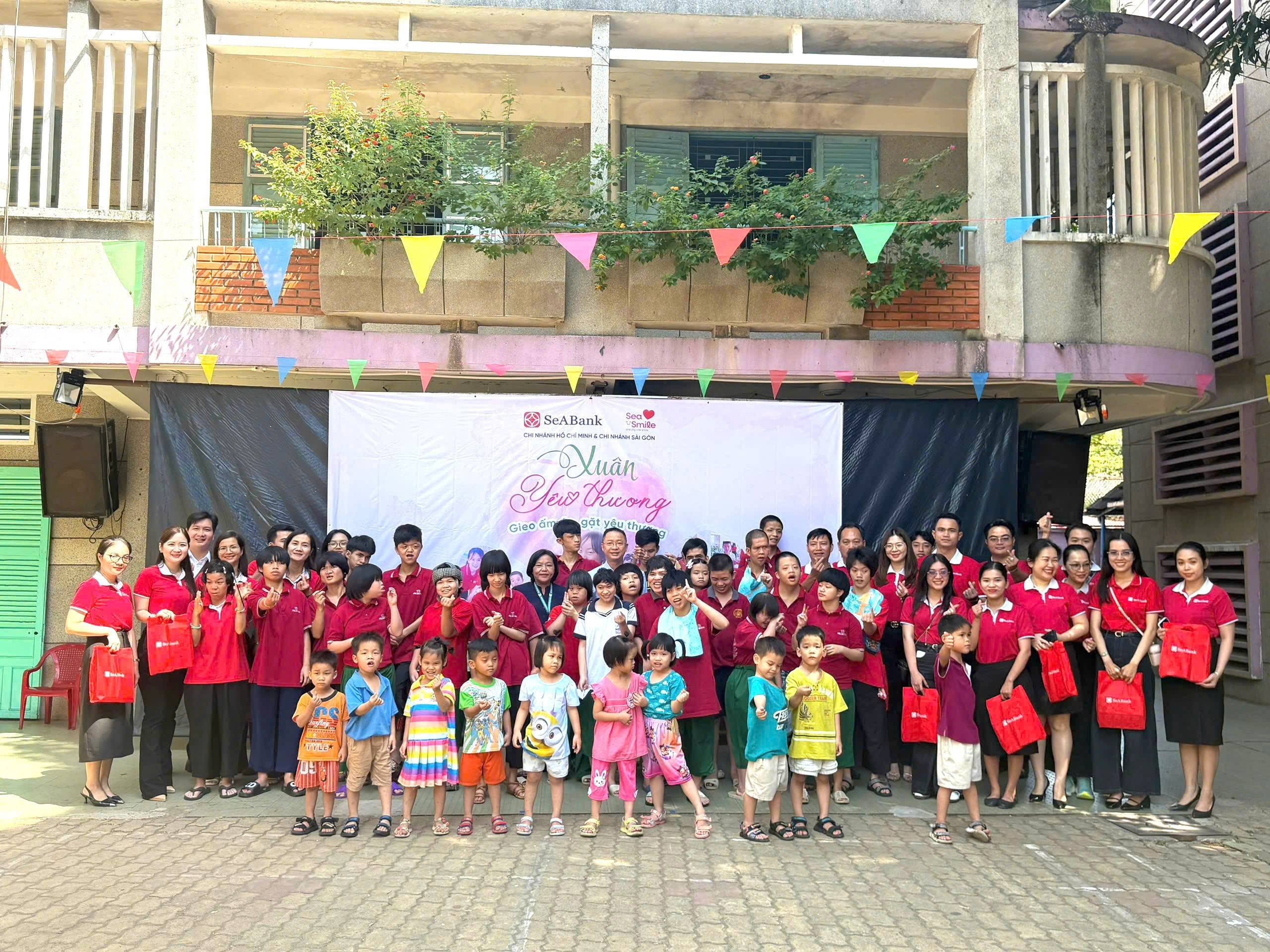 Xuân Yêu Thương 2026 - Ngân hàng SeABank viết tiếp câu chuyện nhân văn