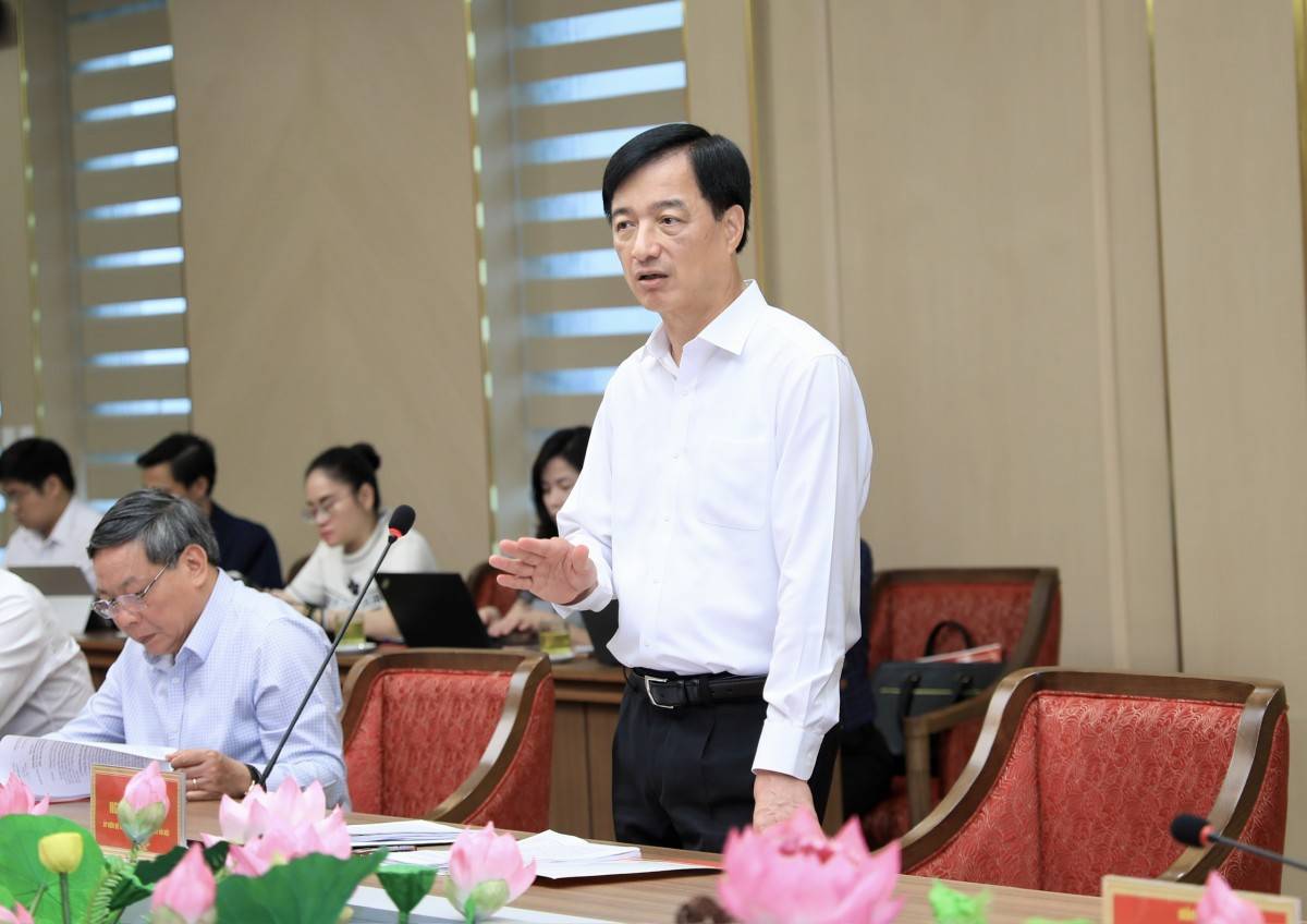   Ủy viên Bộ Chính trị, Bí thư Thành ủy Hà Nội Nguyễn Duy Ngọc, Trưởng ban Chỉ đạo 57 Thành ủy