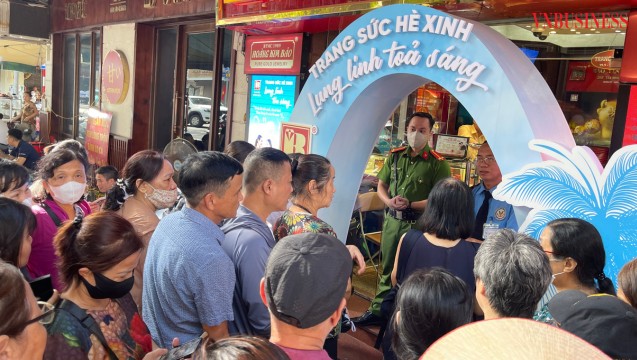 Cơn sốt vàng và ảo giác làm giàu: Khi đám đông bước vào vùng rủi ro