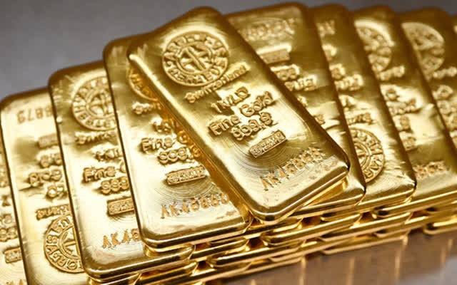 Ở góc độ kinh tế học, vàng không phải là tài sản tạo ra dòng tiền. Không giống cổ phiếu hay bất động sản, vàng không sinh lợi nhuận nội tại mà chủ yếu tăng giá dựa trên kỳ vọng và biến động vĩ mô. 