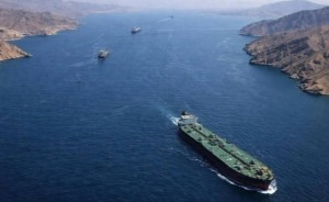 18 tàu Việt Nam tại Trung Đông vẫn an toàn, kiến nghị hỗ trợ qua eo Hormuz