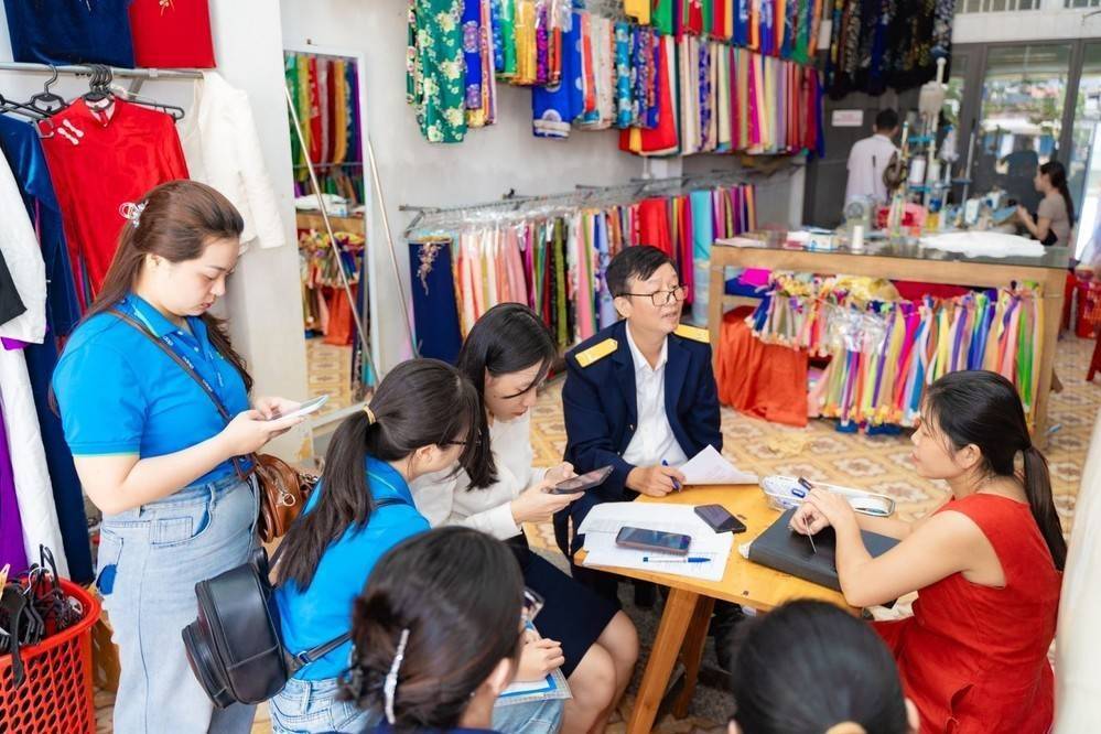 Từ thuế khoán sang kê khai: “Nút thắt” tâm lý và thực tiễn khiến nhiều hộ kinh doanh chần chừ