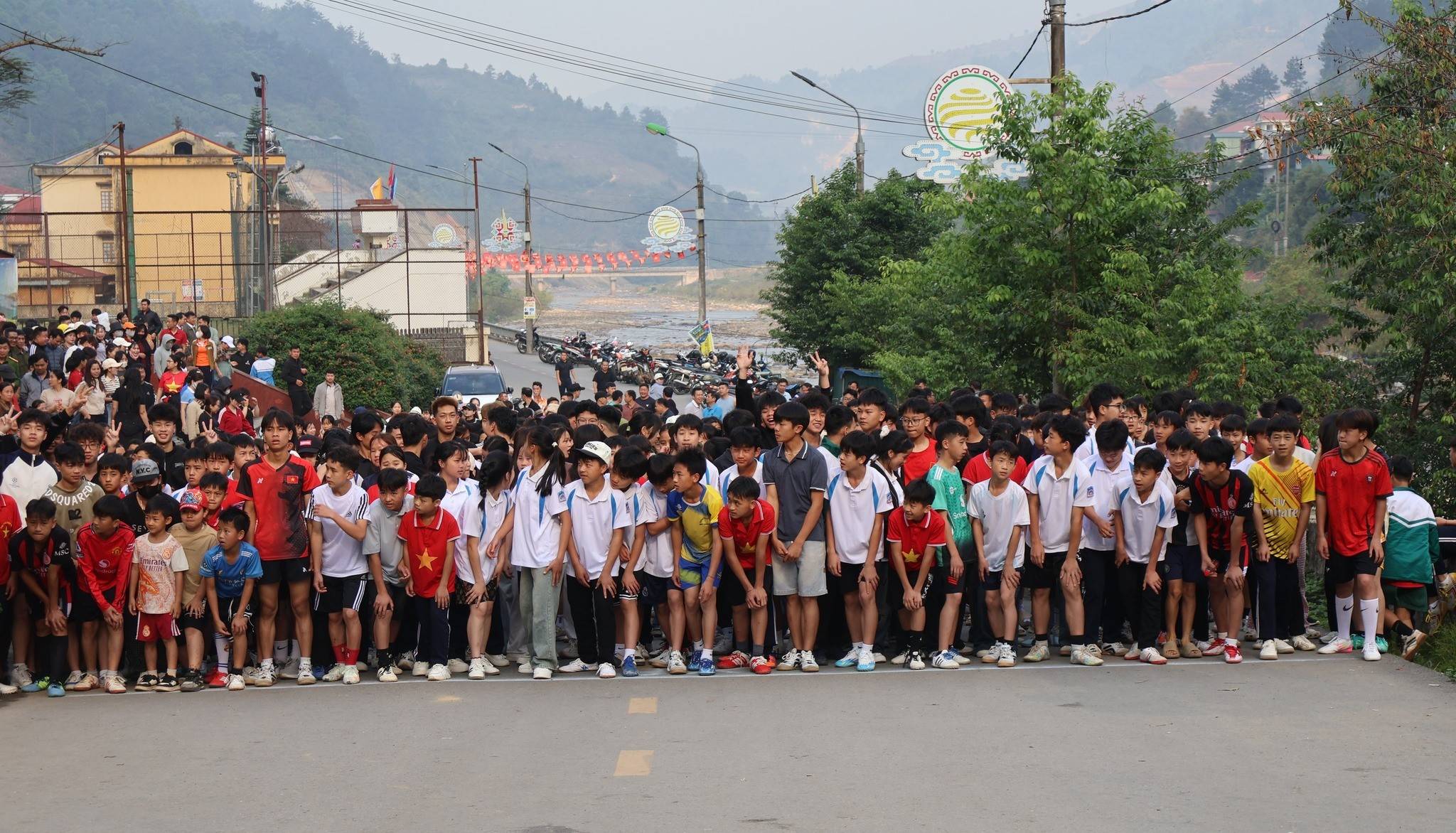 Lào Cai phát động Ngày chạy Olympic và Giải Việt dã truyền thống năm 2026