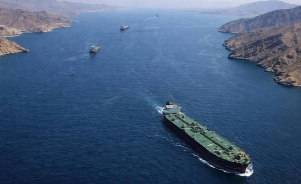 Mỹ ra tối hậu thư 48 giờ, cảnh báo tấn công nếu Iran không mở eo biển Hormuz