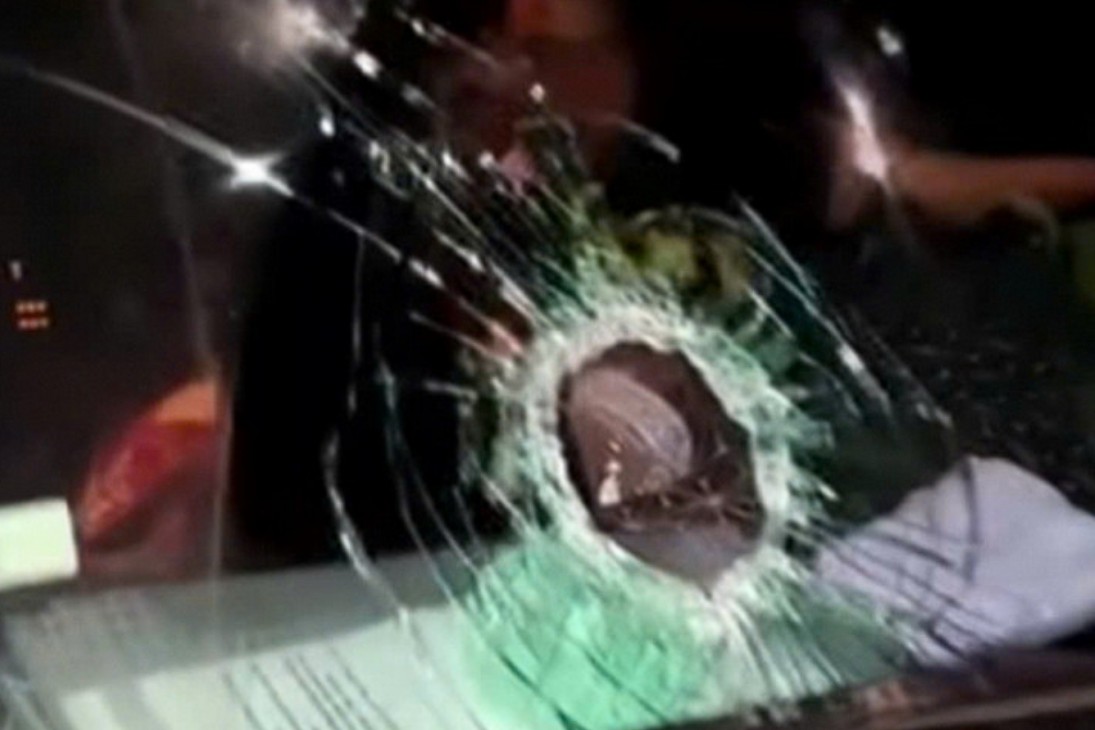 Xác minh vụ nhiều ô tô nghi bị ném đá trên cao tốc Bắc – Nam qua phía Bắc Quảng Trị