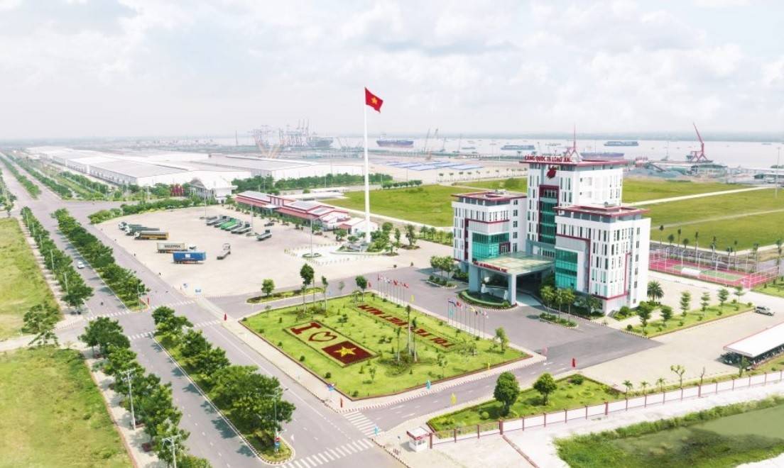 Tính đến cuối năm 2025, tình trạng nợ thuế của Công ty Cổ phần Khu công nghiệp Long An được cơ quan chức năng công bố ở mức hơn 33,6 tỷ đồng. Thông tin này được Thuế tỉnh Tây Ninh công bố ngày 11/2/2026, xác nhận số nợ thuế của doanh nghiệp tính đến ngày 31/12/2025 vượt mốc 33 tỷ đồng.