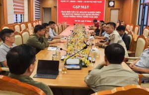 Phát huy nguồn lực doanh nghiệp cùng cấp ủy, chính quyền, Nhân dân Bát Xát làm đường