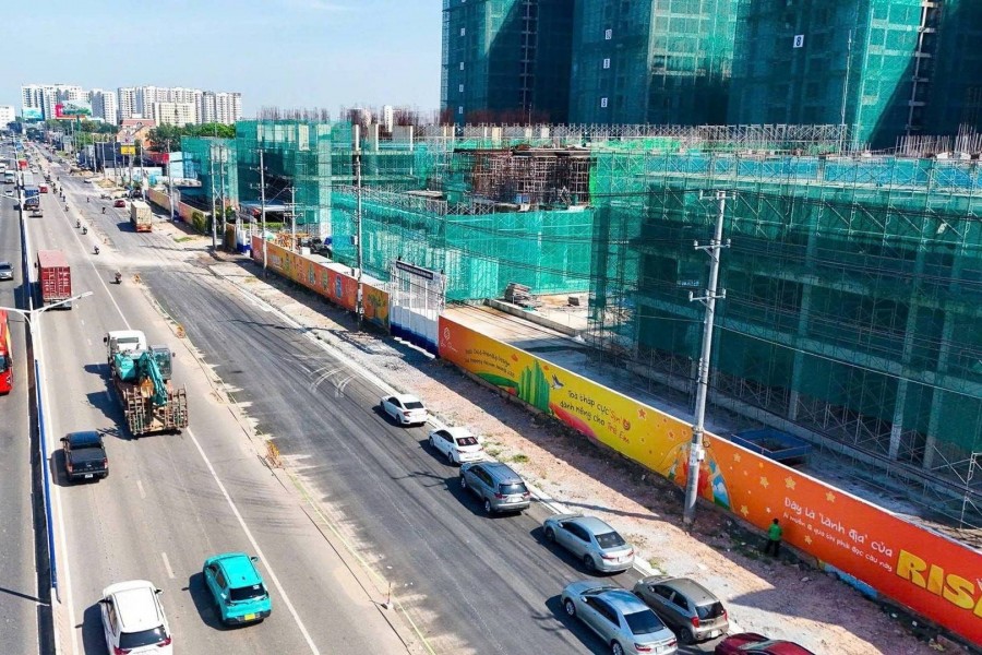 Bất động sản nhà ở Thành phố Hồ Chí Minh: Thanh khoản phục hồi, nguồn cung vẫn “nút thắt”