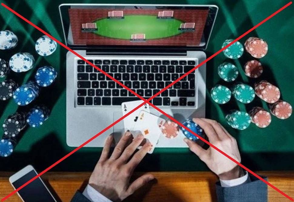 Sự phát triển mạnh mẽ của internet, các thiết bị di động giá cả phải chăng và những ứng dụng thanh toán điện tử ngày càng phổ biến… đang khiến tỷ lệ người tham gia hoạt động cờ bạc trực tuyến gia tăng mạnh tại châu Á, kéo theo nhiều hệ lụy nguy hiểm.