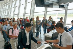 Doanh nghiệp lữ hành lo chi phí đội lên khi giá dầu leo thang