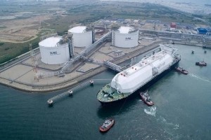 Singapore chưa dùng dự trữ năng lượng, sẵn sàng “đỡ sốc” cho doanh nghiệp nếu khủng hoảng Trung Đông kéo dài