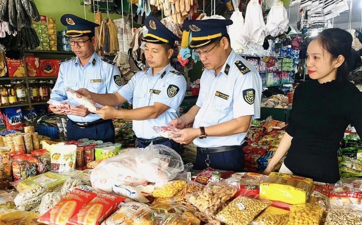Quảng Trị tăng cường kiểm soát thị trường trước diễn biến phức tạp của hàng lậu