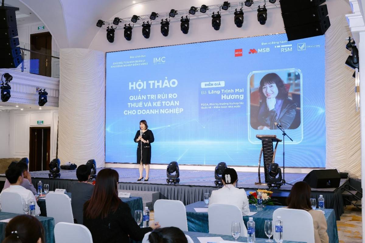 Hội thảo có sự tham gia của nhiều chuyên gia đến từ Hiệp hội Kế toán Công chứng Anh Quốc, công ty kiểm toán RSM,…