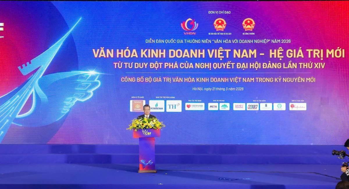 VIETFUND được vinh danh, nhận Bằng khen Nhà tài trợ Vàng tại Diễn đàn Văn hóa Kinh doanh Việt Nam 2026