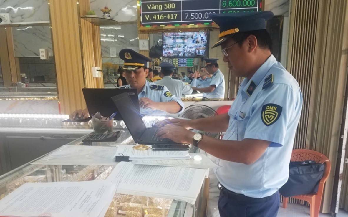 Đồng Tháp xử phạt 9 doanh nghiệp kinh doanh vàng giả mạo thương hiệu
