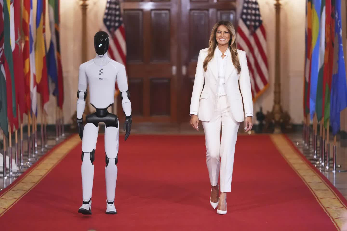 Melania Trump chọn robot Figure 03 để truyền thông điệp mới về AI và tương lai trẻ em