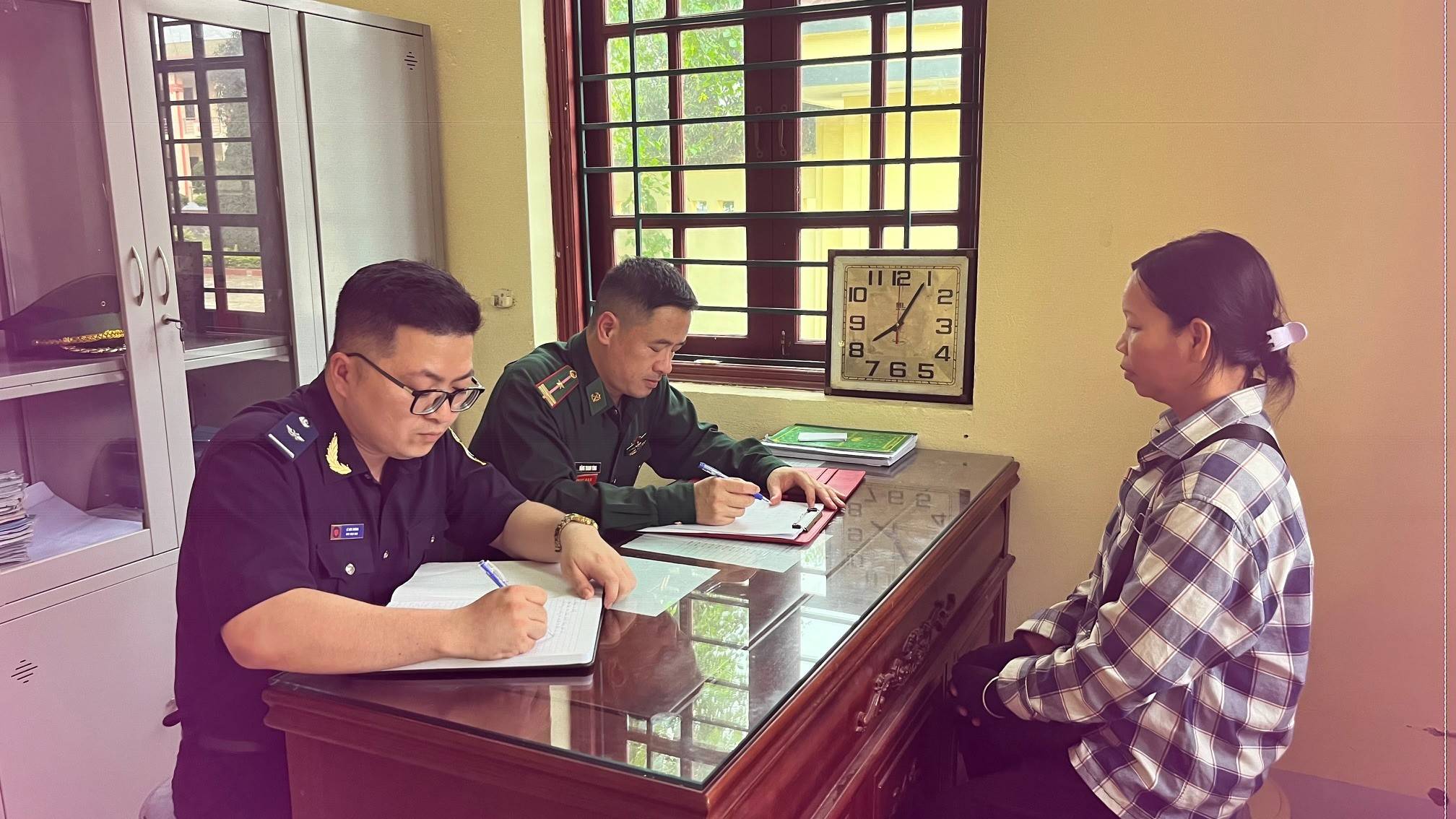 Đánh đổi sức khỏe cộng đồng, vận chuyển thực phẩm bẩn chỉ vì 50 nghìn đồng