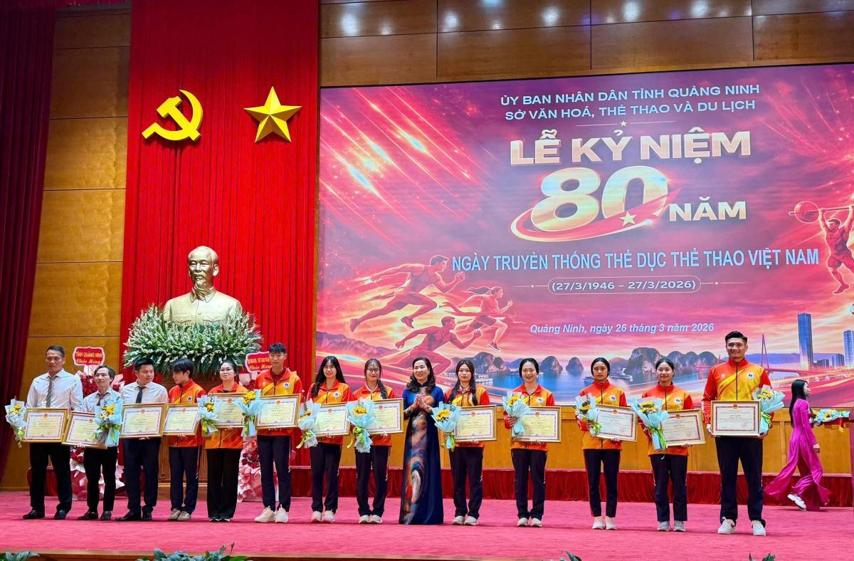 Vinh danh các vận động viên và huấn luyện viên tiêu biểu tỉnh Quảng Ninh năm 2025.