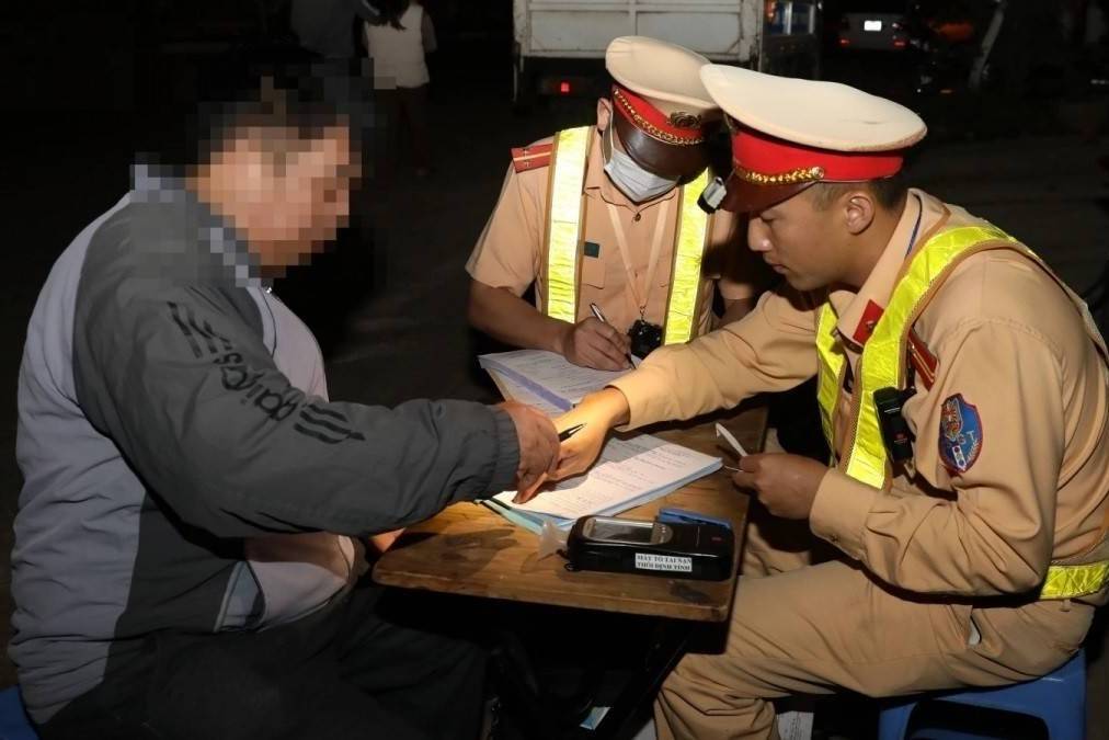 Bãi bỏ toàn bộ Nghị định 100 từ 15/5, xử phạt giao thông chuyển sang xử phạt theo từng lĩnh vực