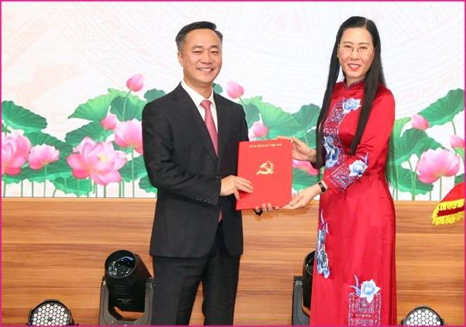 Tân Phó Bí thư Tỉnh ủy Khánh Hòa được giới thiệu giữ chức Chủ tịch UBND tỉnh