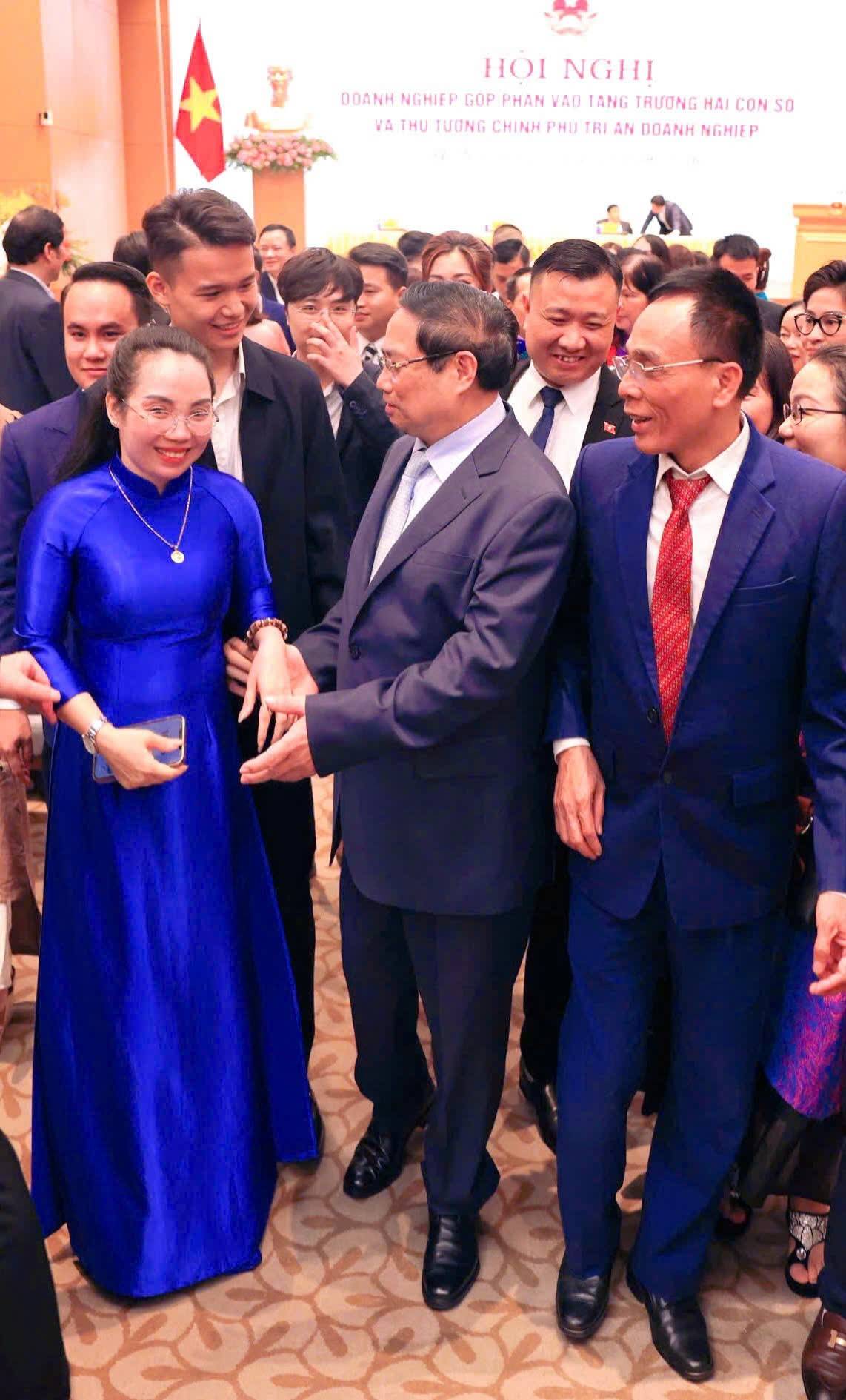  bà Nguyễn Thị Luyến – Giám đốc Công ty Mỹ phẩm - Beautiful Life Cosmetics, tâm đắc với phần Chia sẻ từ trái tim của Thủ tưởng Phạm Minh Chính