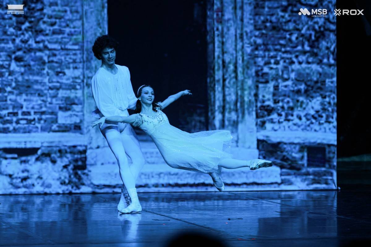 Sức hút đặc biệt của “Romeo và Juliet” trên sân khấu Nhà hát Hồ Gươm