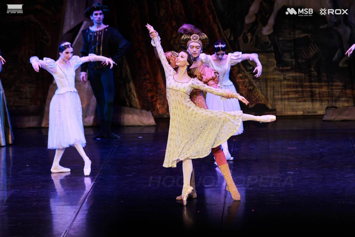 Sức hút đặc biệt của “Romeo và Juliet” trên sân khấu Nhà hát Hồ Gươm