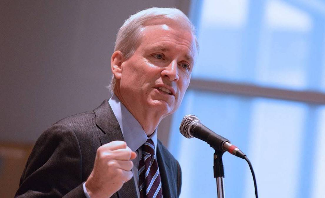 Tỷ phú Mark Gallogly với nghệ thuật đầu tư "mua nát, bán đắt" trong vùng xám thị trường