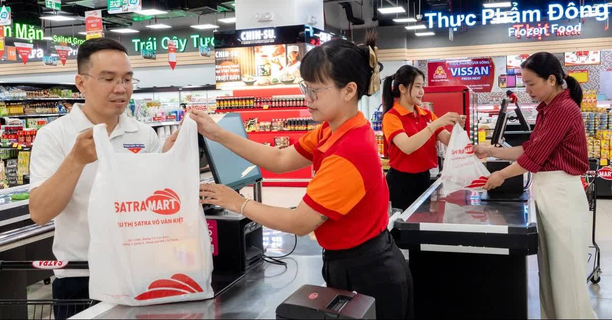 Chuỗi siêu thị Satra có đang "sống nhờ" vào nguồn tiền từ Heniken?