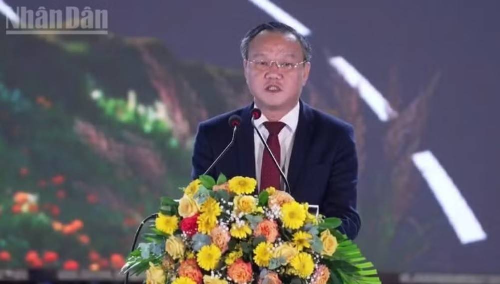 Phó Chủ tịch Ủy ban nhân dân tỉnh Đắk Lắk Đào Mỹ phát biểu khai mạc chương trình (Ảnh: https://nhandan.vn).