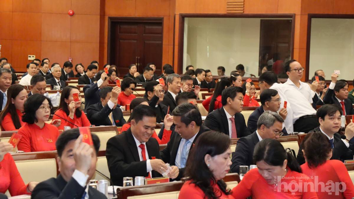 Kỳ họp thứ nhất HĐND Thành phố Hồ Chí Minh khóa XI: Kiện toàn bộ máy, mở đầu nhiệm kỳ 2026–2031