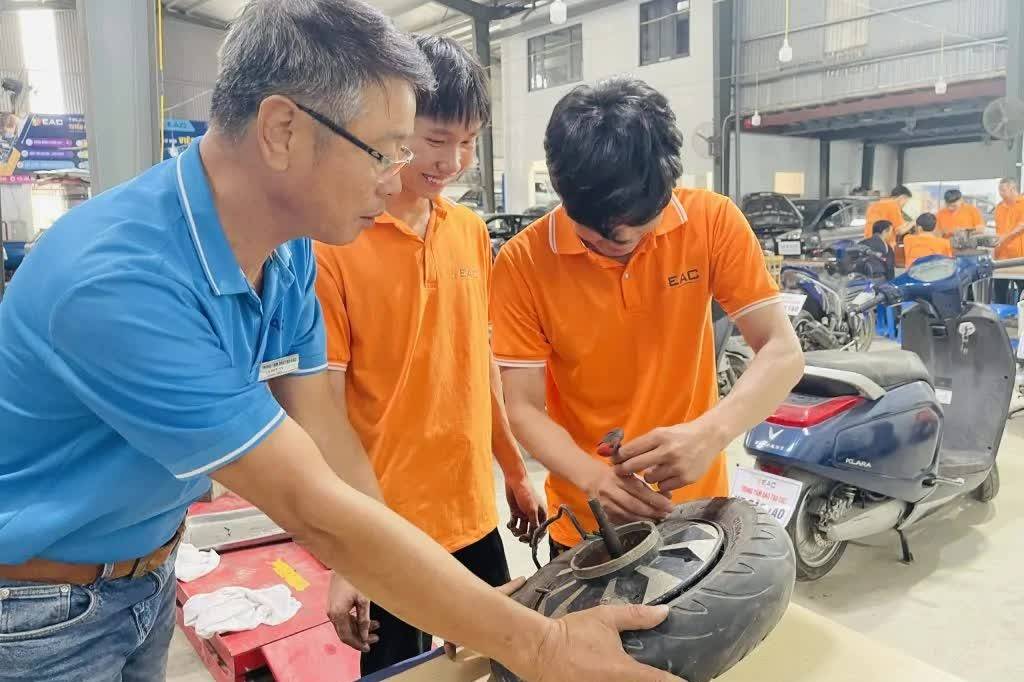 Đề xuất mở rộng “cửa” cho thợ giỏi, chuyên gia tham gia dạy nghề