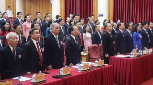 Hà Tĩnh Khai mạc kỳ họp HĐND khóa XIX, kiện toàn bộ máy