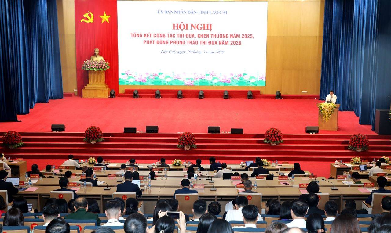 Quang cảnh hội nghị