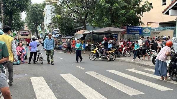 TP. Hồ Chí Minh siết chặt trật tự vỉa hè, xử lý gần 20.000 vi phạm
