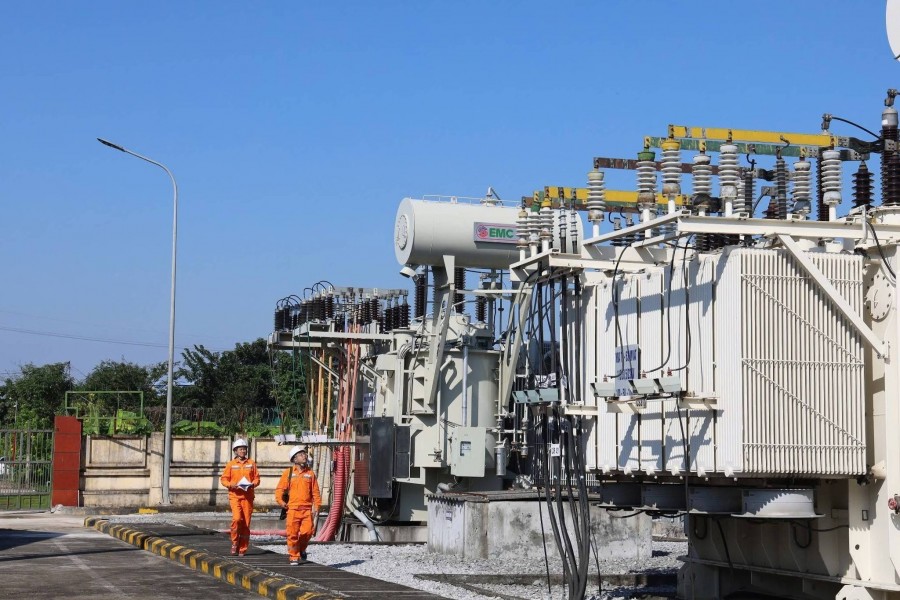 Miền Bắc vào mùa cao điểm điện: EVNNPC kích hoạt loạt giải pháp ứng phó