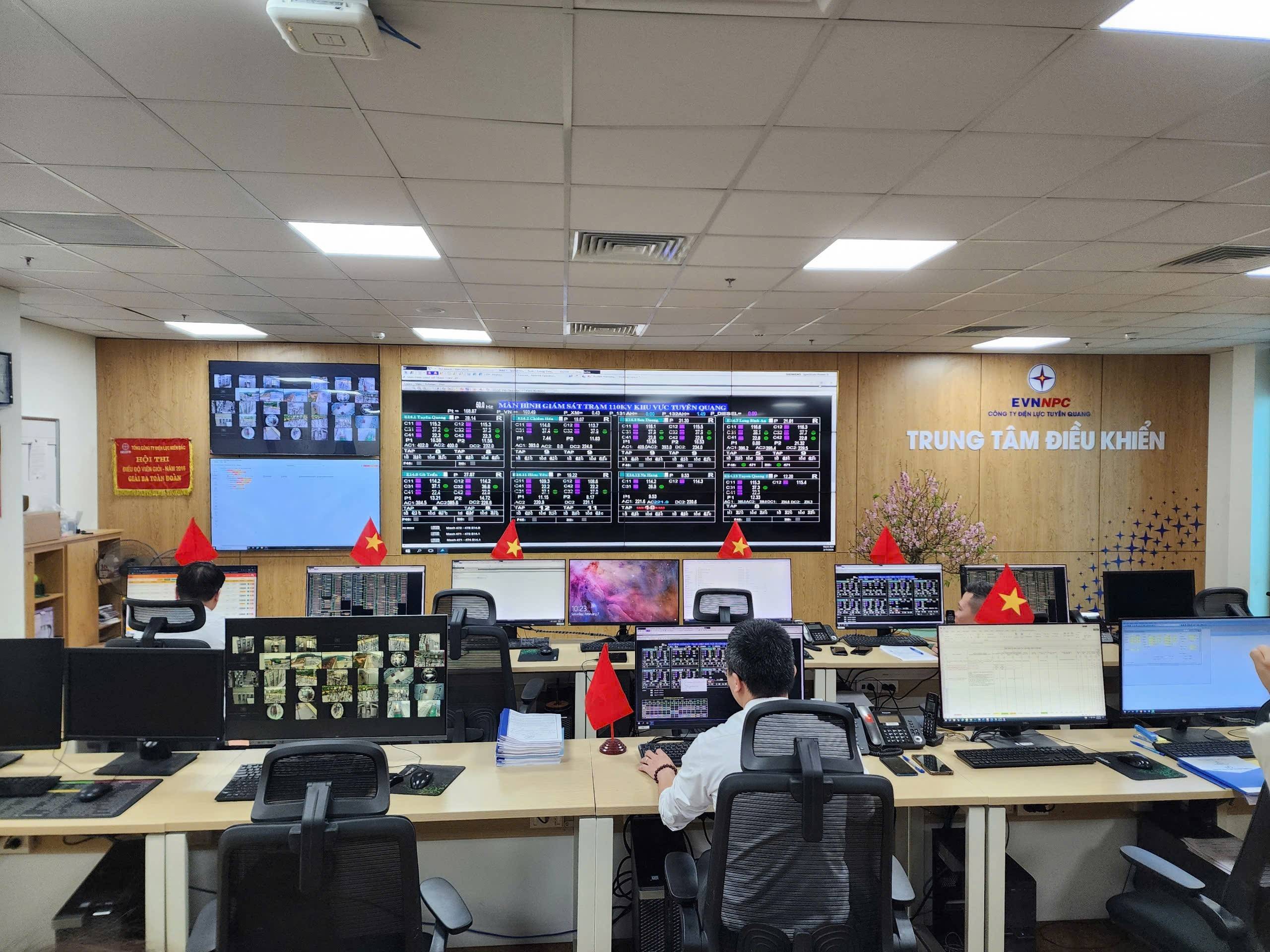 Miền Bắc vào mùa cao điểm điện: EVNNPC kích hoạt loạt giải pháp ứng phó