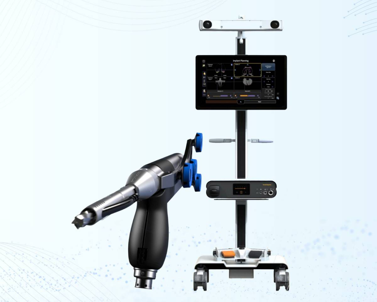  Robot CORI tích hợp trí tuệ nhân tạo AI đóng vai trò như “trợ lý” thông minh giúp bác sĩ thực hiện ca mổ đạt độ chính xác cao.