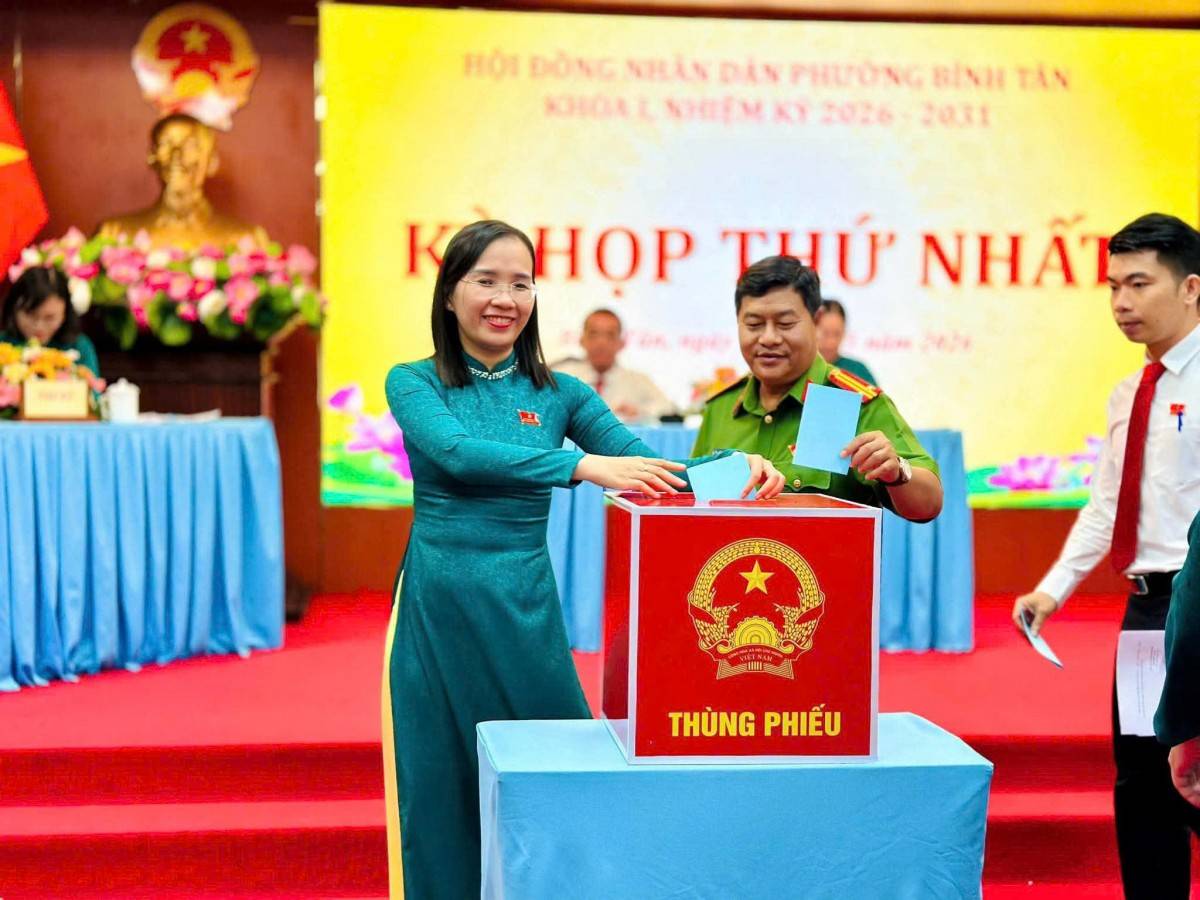 Kỳ họp thứ Nhất HĐND Bình Tân: Hoàn thiện bộ máy chính quyền
